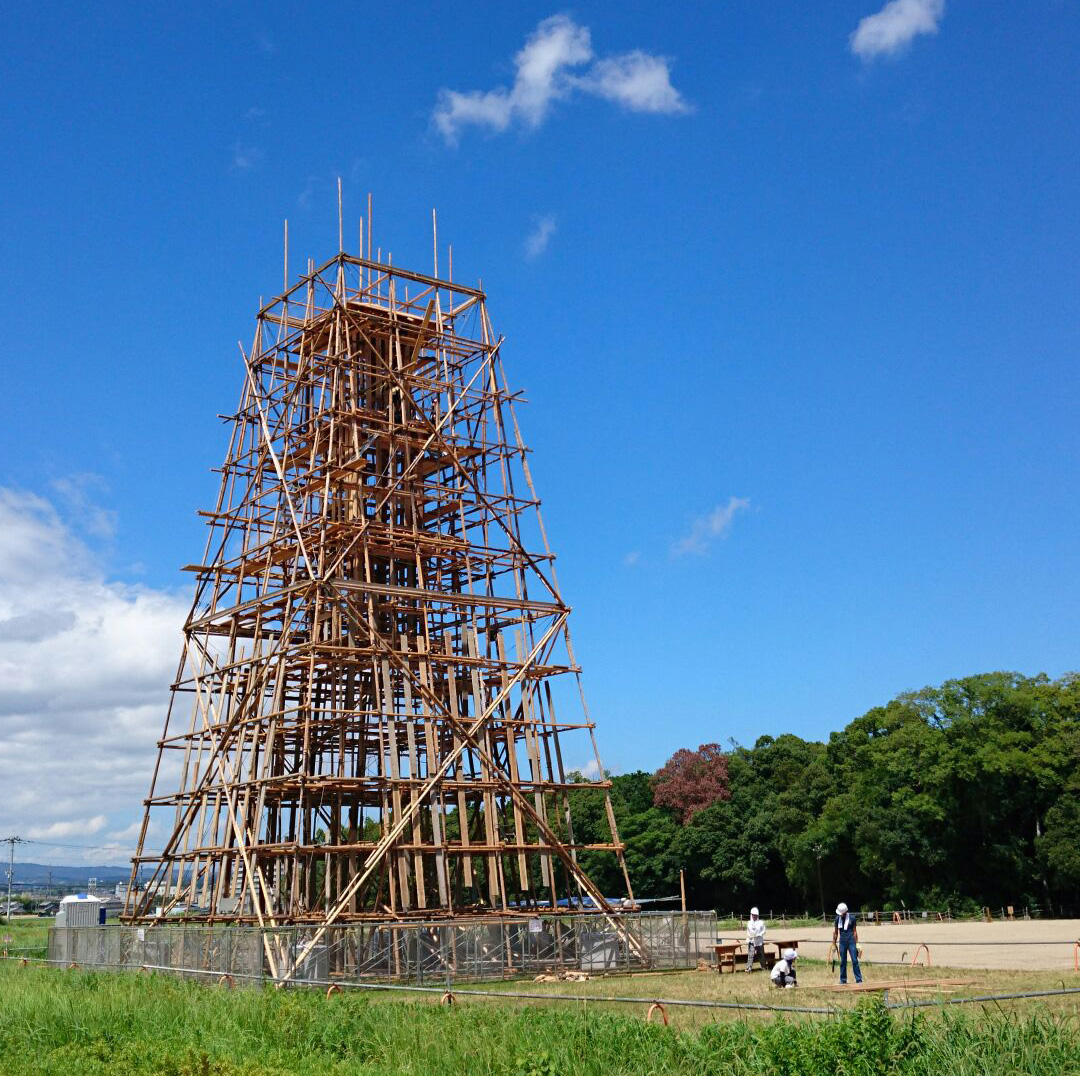 Latest work by Tadashi Kawamata has been realized at Nara